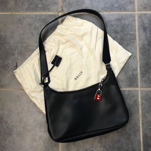 BALLY leather navy blue shoulder handbag padlock